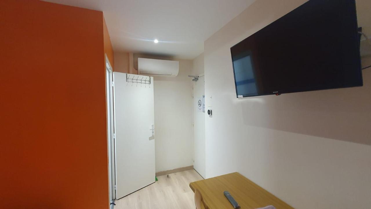 Hotel Le Privilege La Courneuve Eksteriør billede