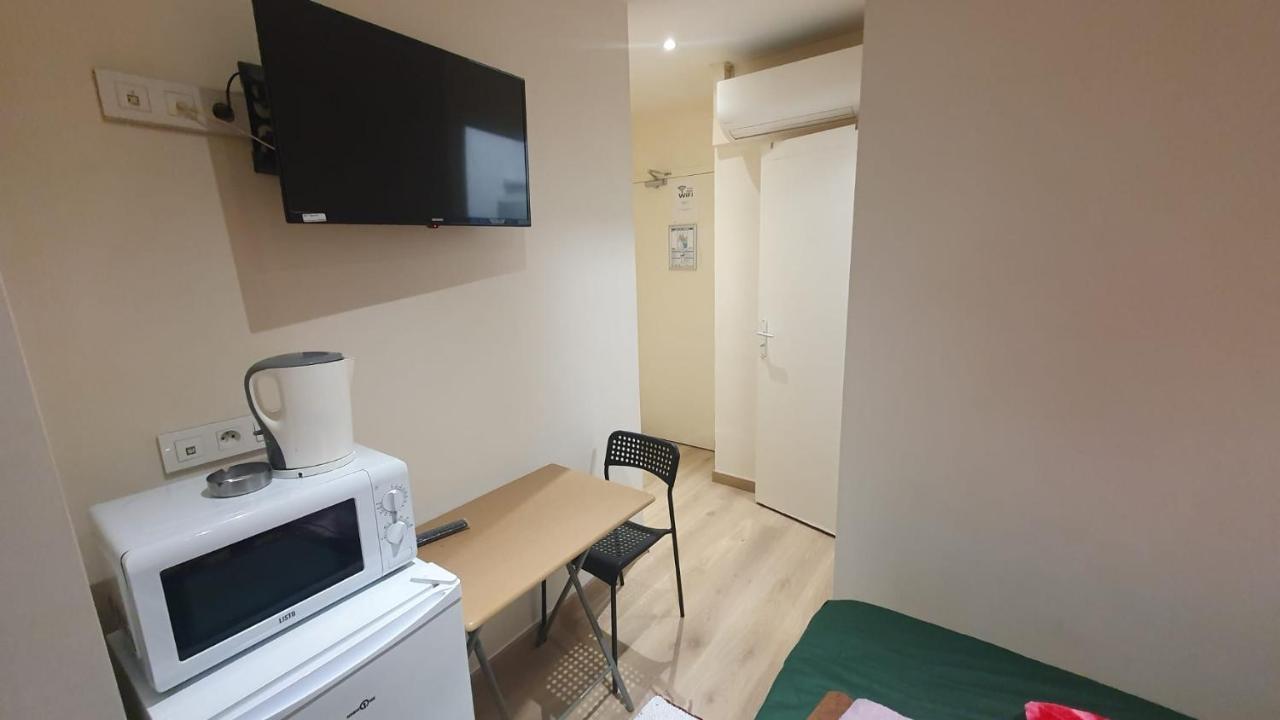 Hotel Le Privilege La Courneuve Eksteriør billede