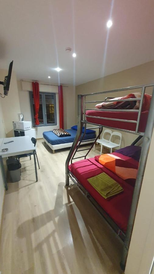 Hotel Le Privilege La Courneuve Eksteriør billede