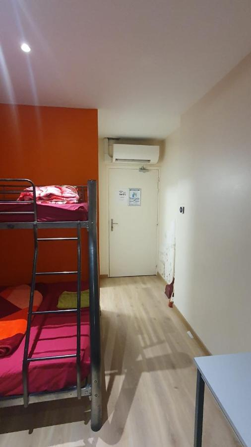 Hotel Le Privilege La Courneuve Eksteriør billede
