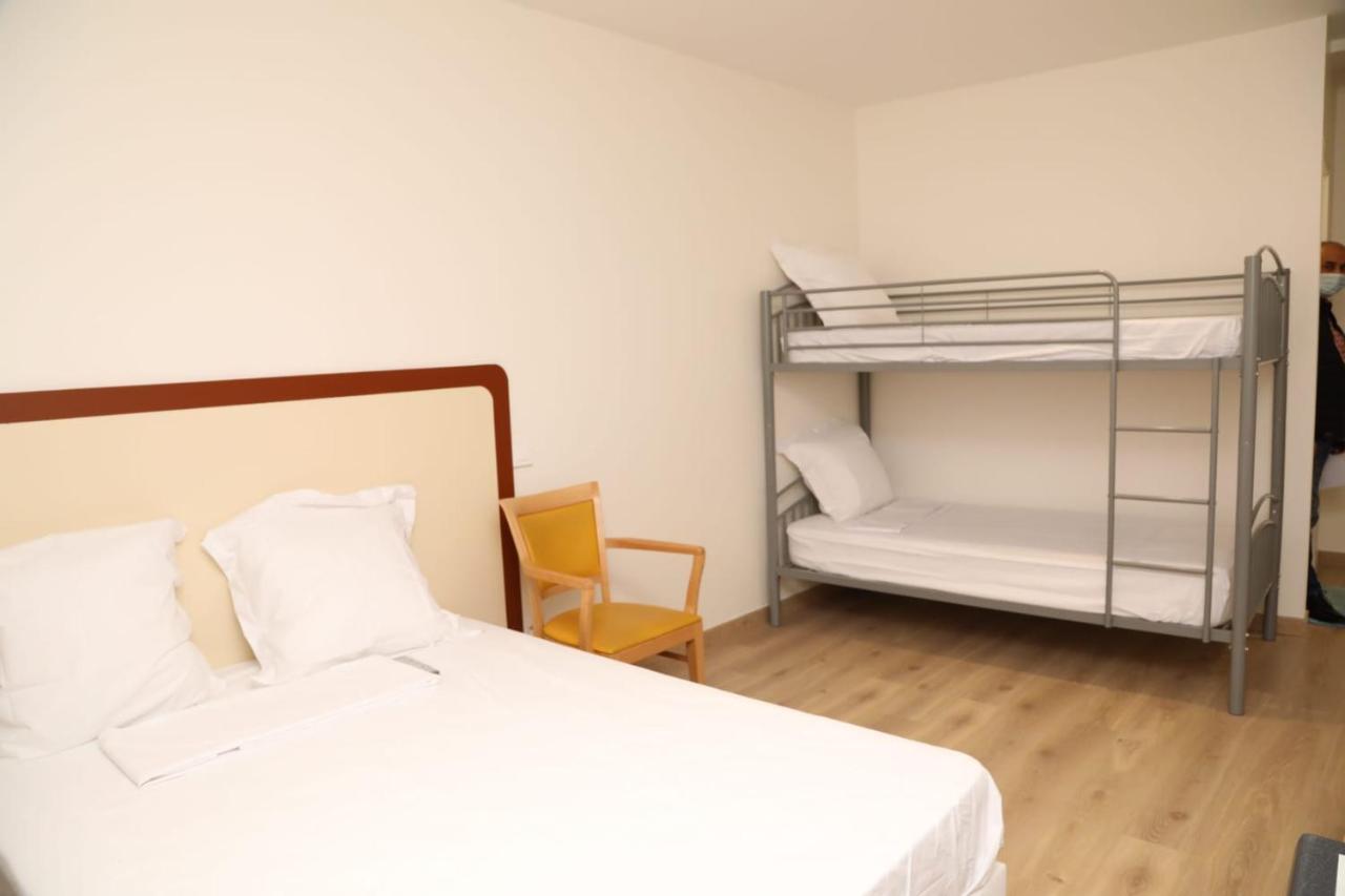 Hotel Le Privilege La Courneuve Eksteriør billede