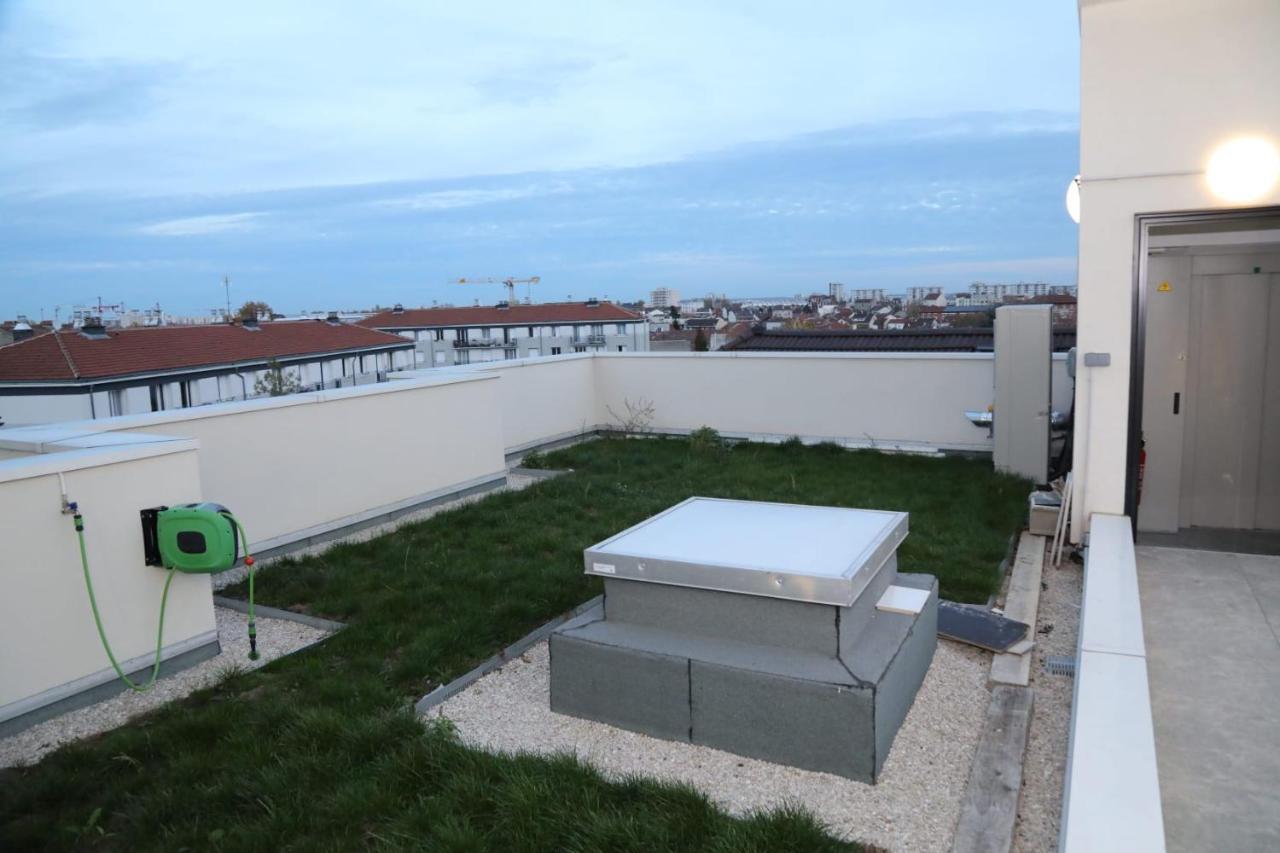 Hotel Le Privilege La Courneuve Eksteriør billede