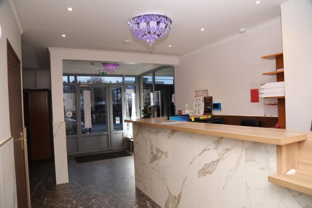 Hotel Le Privilege La Courneuve Eksteriør billede
